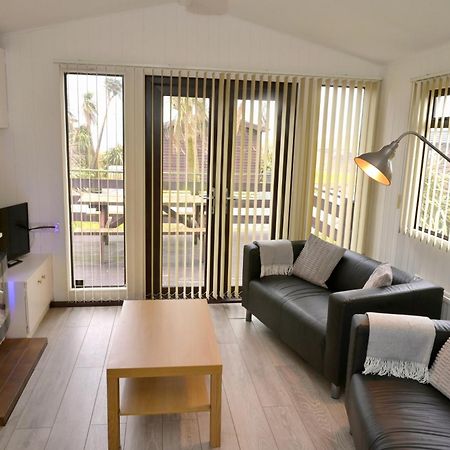 Bunnahabhain 5 - Farm Stay - Stunning Sea And Rural Views Странрар Экстерьер фото