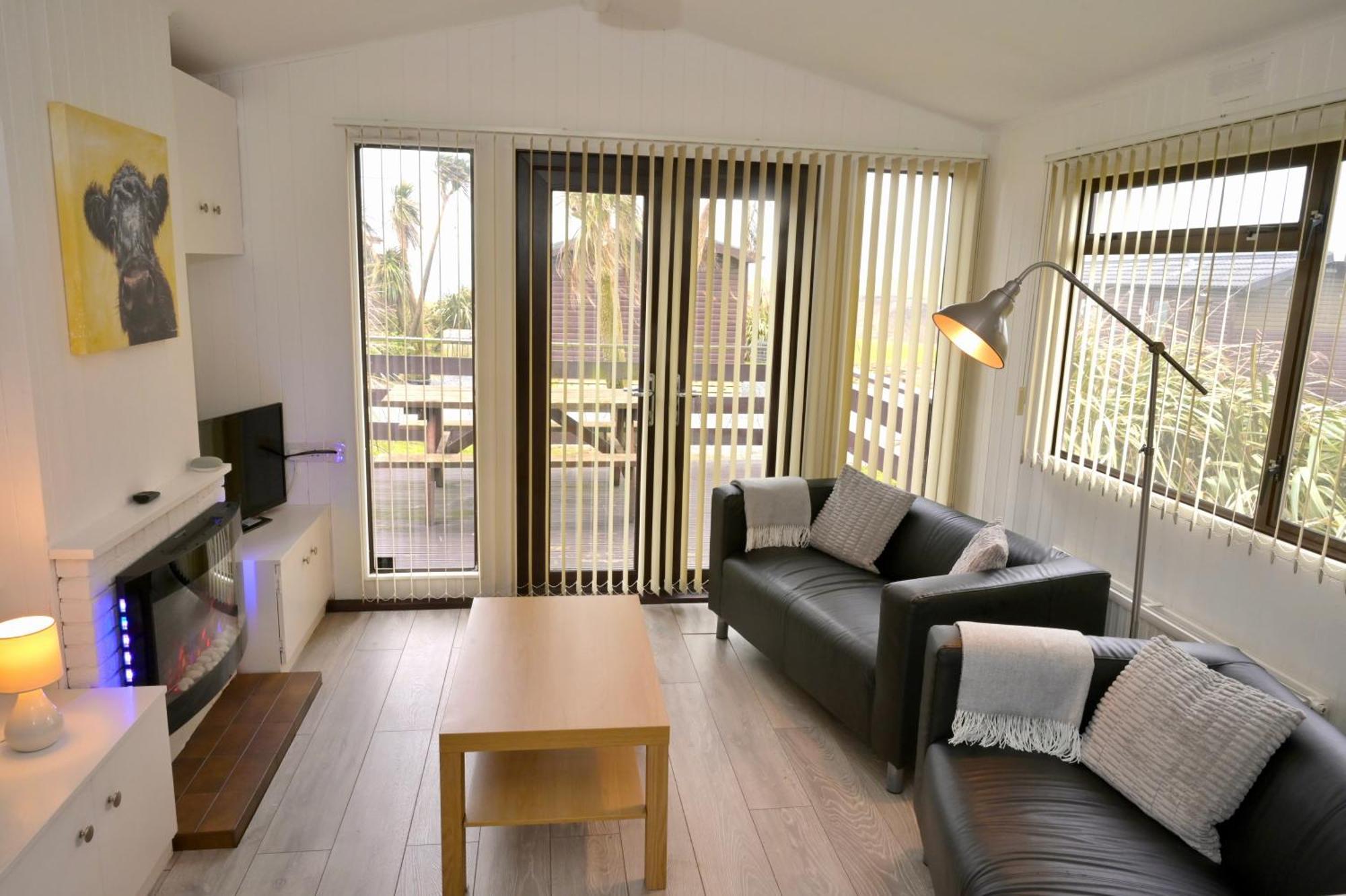 Bunnahabhain 5 - Farm Stay - Stunning Sea And Rural Views Странрар Экстерьер фото
